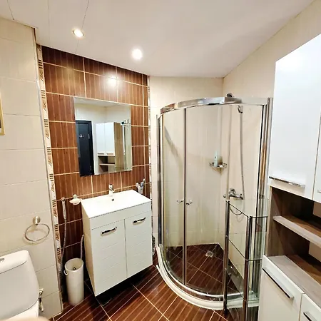 Kj - Swimmingpool - 3 Min From The Apartmán Burgas City