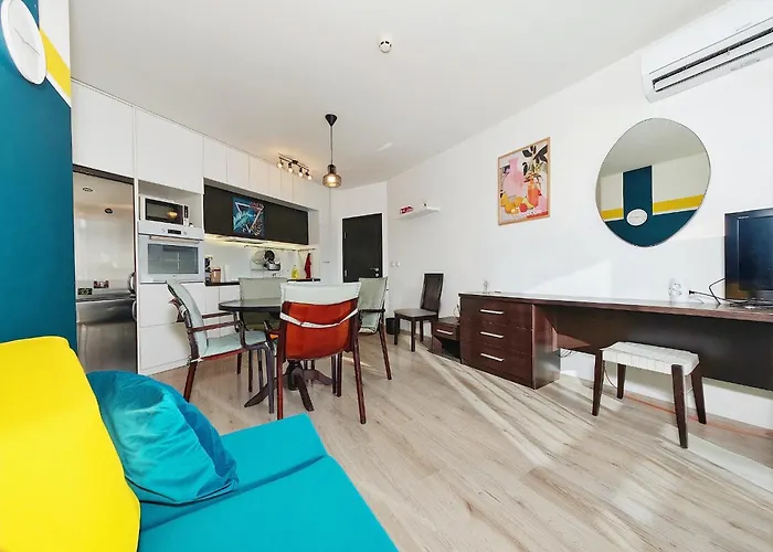 Kj - Swimmingpool - 3 Min From The Apartmán *